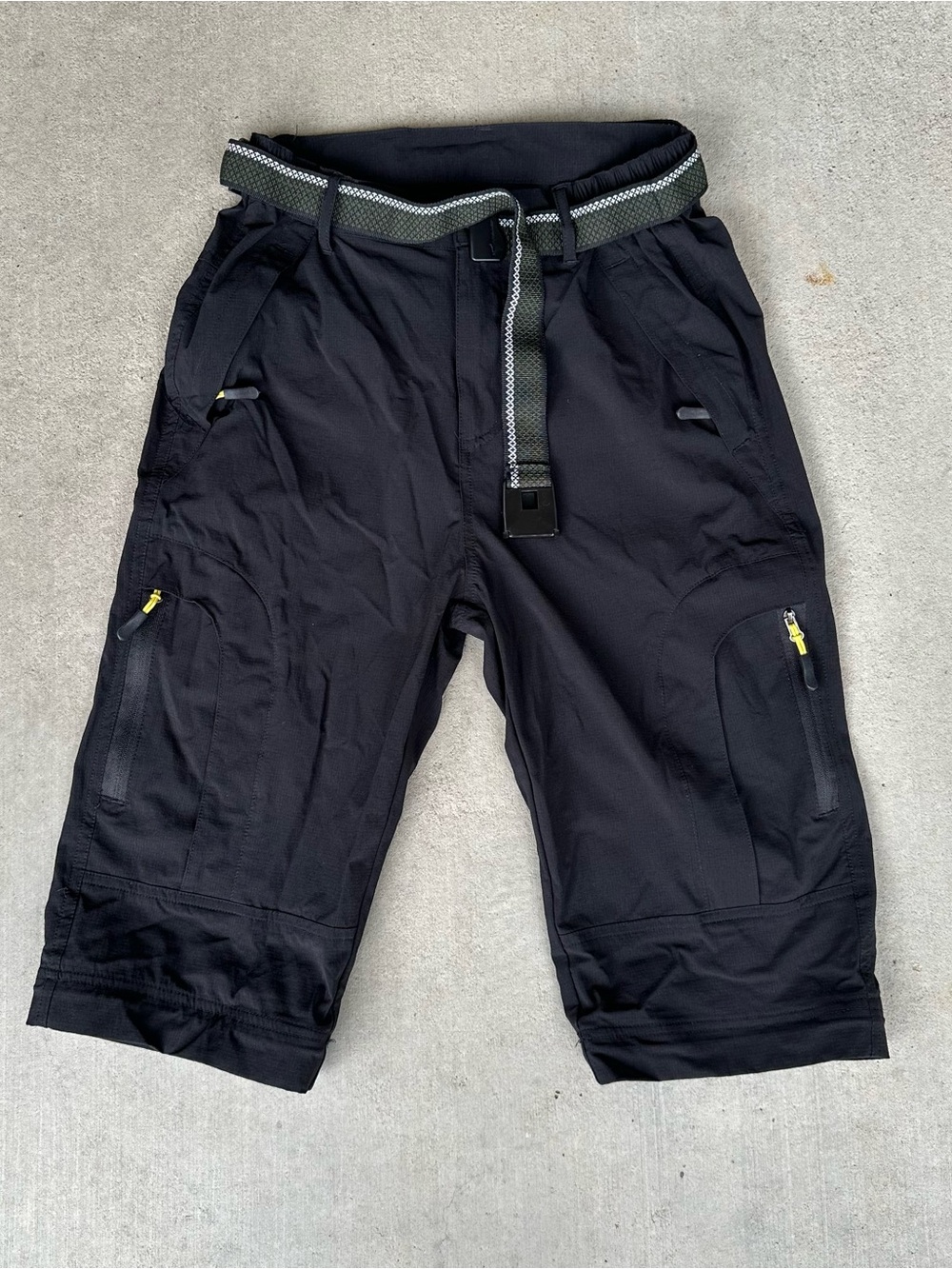 Men’s Black Ripstop Hiking Athletic Shorts Belted Pockets Size 28